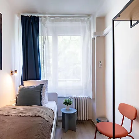 - Balcony - Comfy - *